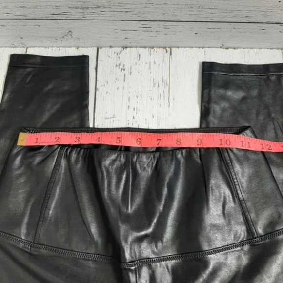 Aritzia Wilfred Free Daria Vegan Faux Leather Leggings Pants Size Medium Black​ - Picture 3 of 5